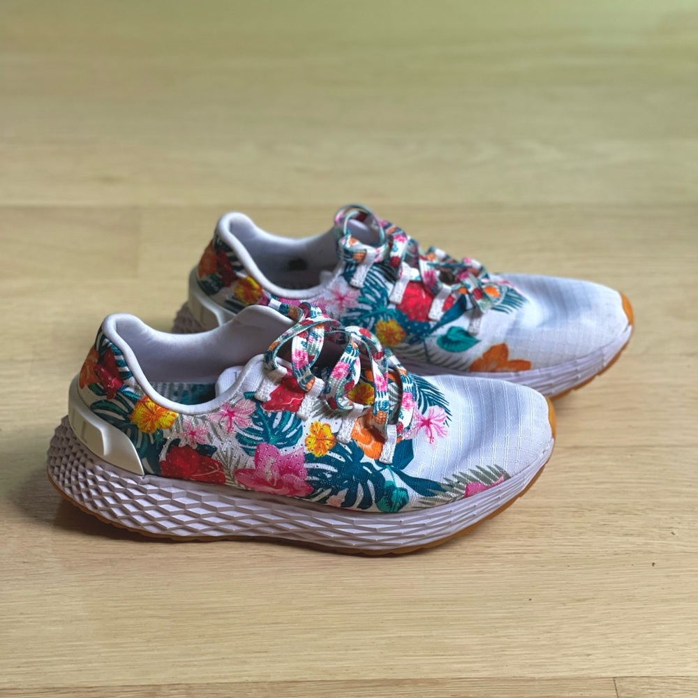 EUC Women's NoBull Project TROPICAL RIPSTOP RUNNER.  Size 7.